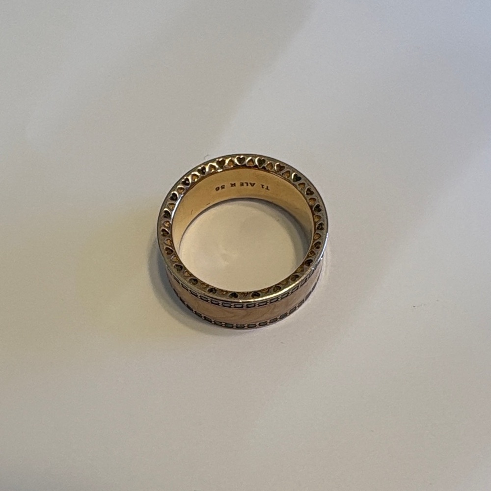 Pandora Gold Heart Pattern Ring